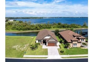 559 Waterfern Trail Dr, AUBURNDALE