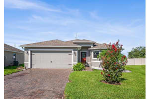 113 Promenade Ct, AUBURNDALE