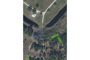 457 Foxhall Cir, SEBRING