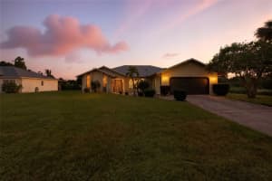 3305 Beacon Dr, PUNTA GORDA