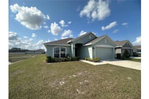 904 Vienna Dr, WINTER HAVEN