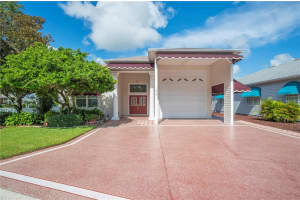 1075 Motorcoach Dr, POLK CITY