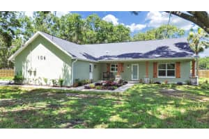 106 Corbett Rd, LITHIA