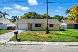 15829 Villa Dr, HUDSON