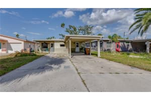 13313 2nd St E, MADEIRA BEACH