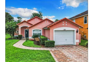 102 Hummingbird Pass, DAVENPORT 102 Hummingbird Pass, DAVENPORT