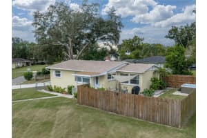 228 Azalea St, LAKELAND