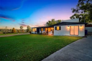 63 Lake Hunter Dr, LAKELAND