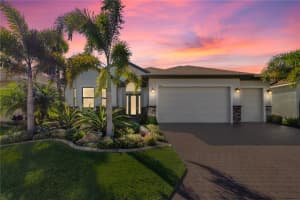 1166 Sawgrass Dr, WINTER HAVEN