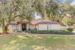 2865 Pond View Dr, HAINES CITY