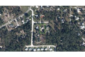 1213 Twin Pines Dr, SEBRING