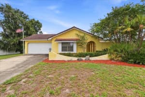 7026 Willow Run Loop, LAKELAND