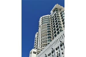 35 Av. Luis MuŅoz Rivera #1202, SAN JUAN 35 Av. Luis MuŅoz Rivera #1202, SAN JUAN