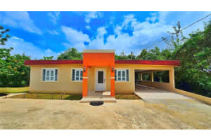 St. 823 Km 1.1 Bo. Rio Lajas #1-a, TOA ALTA