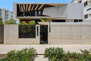 1211 Luchetti, SAN JUAN