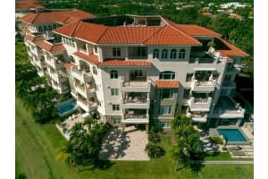 500 Plantation Drive, DORADO