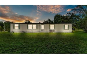 7008 County Line Rd, MULBERRY