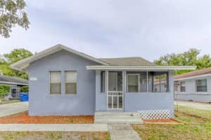 685 Sears Ave Ne #2, WINTER HAVEN