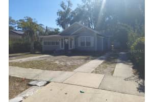 616 W Howry Ave, DELAND