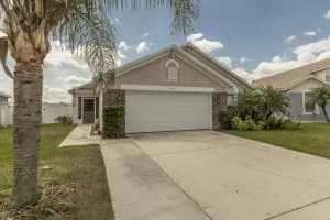 508 Windsor Estates Dr , DAVENPORT