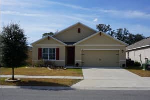 376 Tanglewood Dr, DAVENPORT