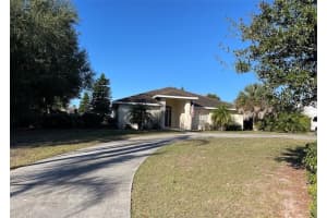 1025 W Lake Hamilton Dr, WINTER HAVEN