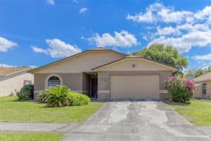 1713 Terry Cir Ne, WINTER HAVEN