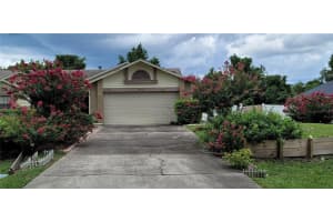 3115 Boxelder St, DELTONA