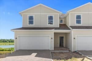 945 Lakefront Village Dr, CLERMONT