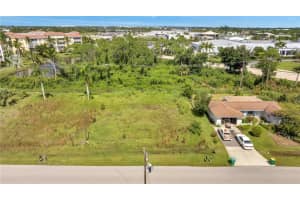 230 Pompano Ter, PUNTA GORDA