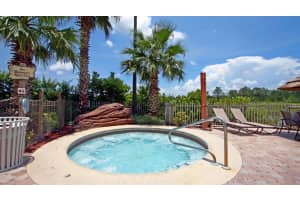8101 Resort Village Dr #3-703, ORLANDO