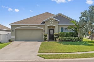 467 Pinecrest Loop, DAVENPORT