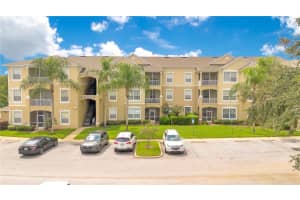 2300 Silver Palm Dr #303, KISSIMMEE