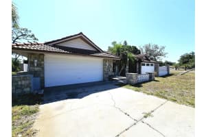2411 Belle Rd, ENGLEWOOD