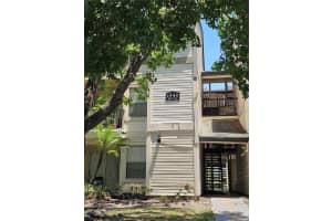 1940 Lake Atriums Cir #94, ORLANDO