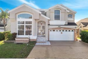 2430 Berkshire Ct, KISSIMMEE