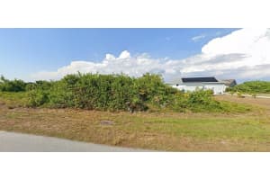 9399 Panama Cir, PORT CHARLOTTE