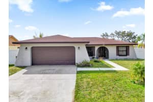 667 Heraldo Ct, KISSIMMEE