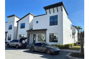231 Villa Domani Cir #59, DAVENPORT