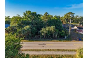 103 W 6th St, LEHIGH ACRES