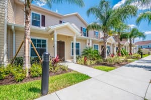 8981 Shine Dr, KISSIMMEE
