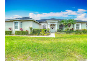 2246 Colony Club Dr, LAKELAND
