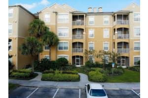 2781 Almaton Loop #304, KISSIMMEE
