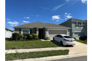 421 Pinecrest Loop, DAVENPORT