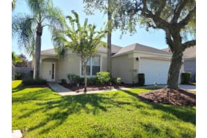 913 Lake Berkley Dr, KISSIMMEE