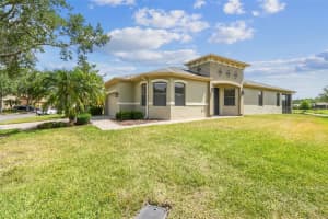 829 Grand Canal Dr, POINCIANA