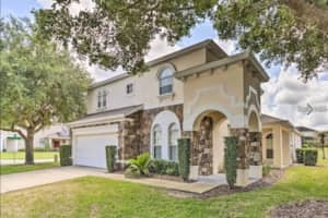 214 Tupelo Cir, DAVENPORT
