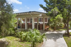 550 Lake Otis Dr Se, WINTER HAVEN