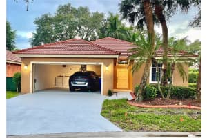 1084 Aspri Way, RIVIERA BEACH