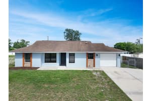 925 Roswell Ter, DELTONA